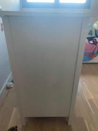 Cajonera IKEA Hemnes 3 cassetti e maniglie a nuvola