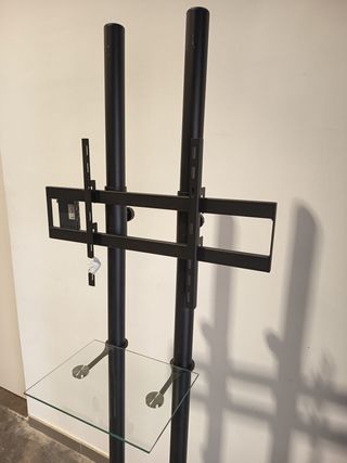 Soporte de TV con ruedas. Negro. Ancho base 100cm