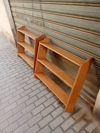 Estanterías de madera