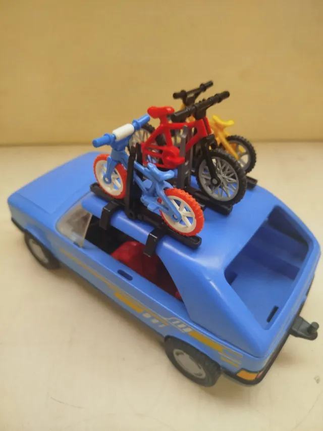Playmobil Carro com Porta-Bicicletas e 3 Bicicletas