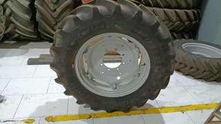 2  Michelin 380/70R28 con llanta