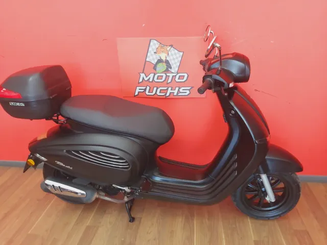 Daelim Besbi 125 Negra