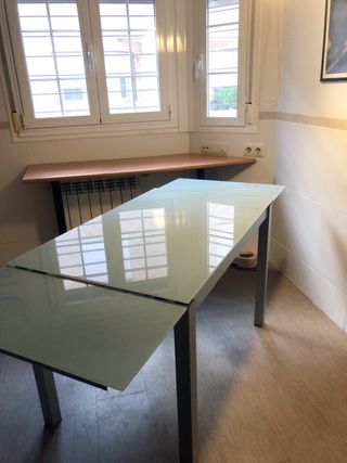 Mesa de cocina cristal y metal