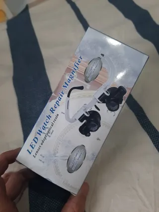 Gafas LED con aumento para reparaciones