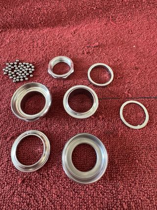 Dirección Campagnolo Record Italia