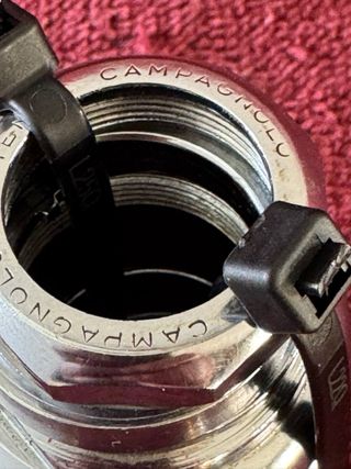 Dirección Campagnolo Record Italia