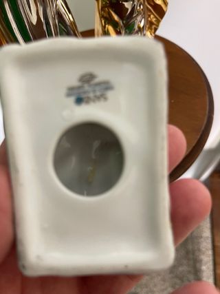 Nacimiento dorado de porcelana Sanbo