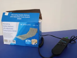 Cama articulada + colchón antiescaras+ lámina