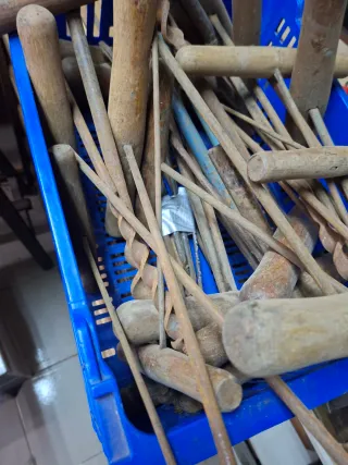 32 Barrinas y Berbiquí Antiguos