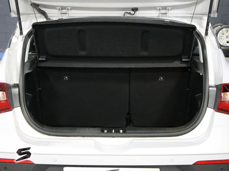 Hyundai i20 5P MPI 1.2 KLASS 2023, foto 9