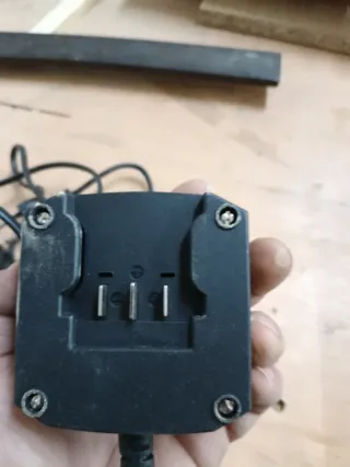 Cargador Parkside PSBS 24 A1-2