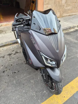 Yamaha TMAX 530 Black Max