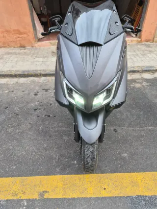 Yamaha TMAX 530 Black Max