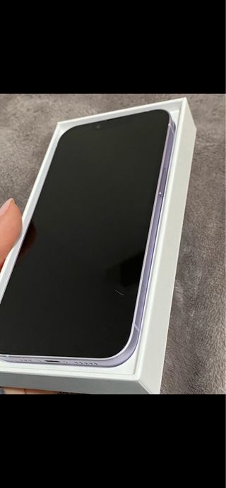 iPhone 14 Plus Morado