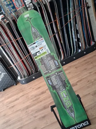 Tabla Snowboard 157 GNU the finest 2024