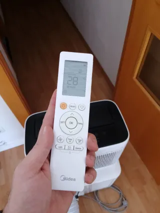 Pingüino Midea Frío/Calor (12.000 BTU- 3,5 kW )