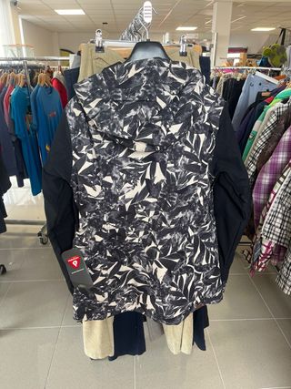 Chaqueta Roxy Snow Chica Negra y Blanca