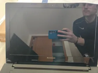 Portátil Lenovo Negro