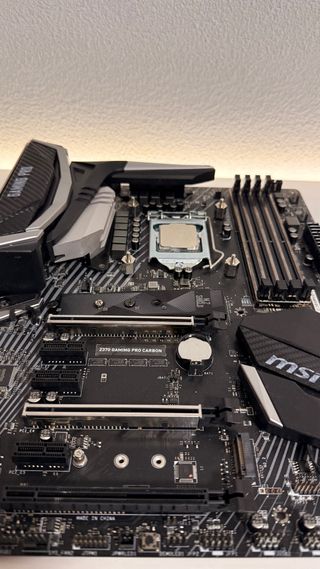 Placa Base MSI Z370 Gaming Pro Carbon + 8700K