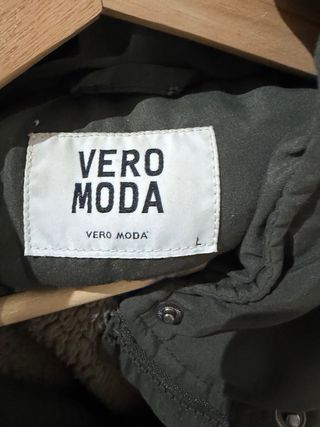 Abrigo/Parka Verde Oliva Vero Moda Mujer