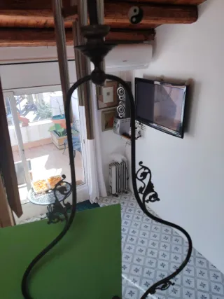 Lámpara antigua de forja