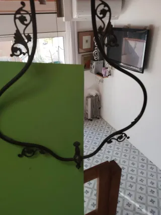 Lámpara antigua de forja