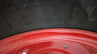 2  KLEBER 480/70R24 con llantas