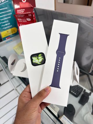 Apple Watch Series 11 46mm Plata