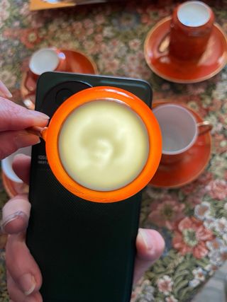 Juego de té chino naranja con detalles dorados