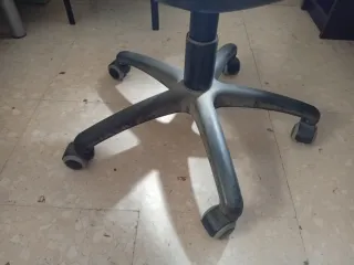 Silla de escritorio con ruedas