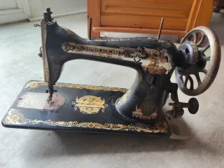 Máquina de coser antigua Singer