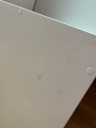 Mueble Escalera Blanco y Rosa