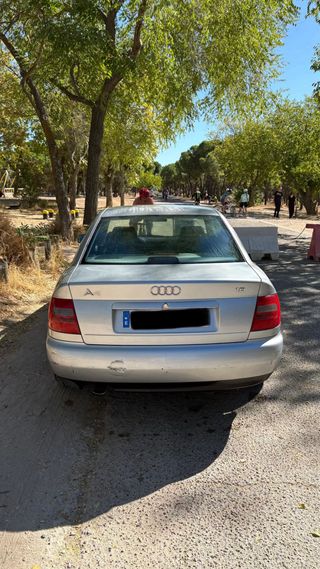 Audi A4 1.8 año 1999 impecable