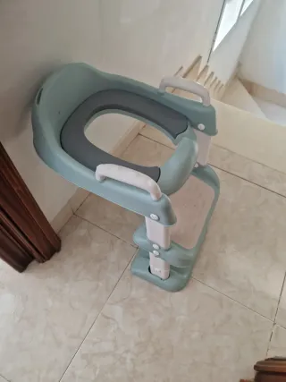 Silla de entrenamiento para baño infantil