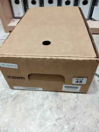 Zapatos Iturri Negros sin usar