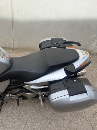 Honda VFR 800 Plata con Maletas Originales