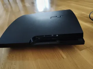 Consola PS3 Slim 320GB + 4 Juegos + Mando