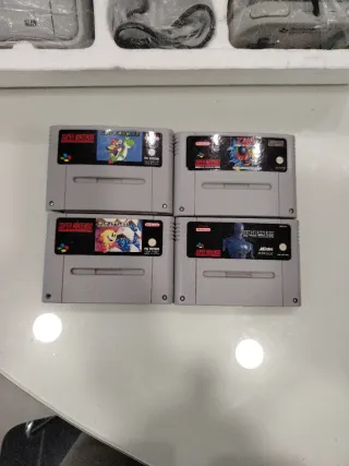 Super Nintendo + Caja + 5 Juegos +2 mandos