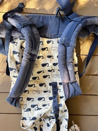 Mochila Ergobaby Ballenitas