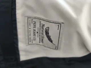 Chaqueta de plumas Pepe Jeans mujer beige