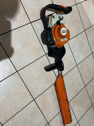Tagliasiepi STIHL HS 87 T Professionale