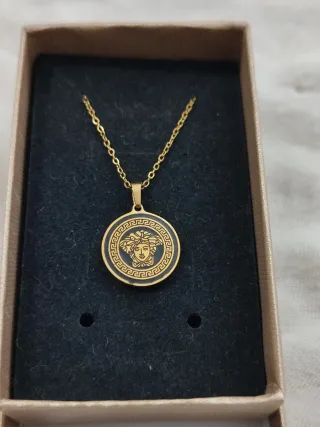 Cadena con colgante nuevo de acero inoxidable