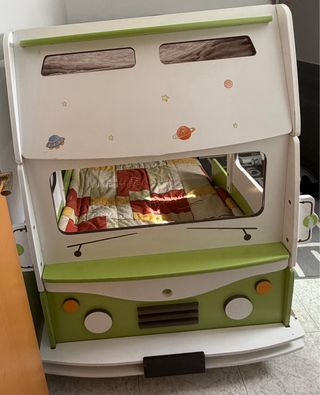 Cama infantil autobús escolar