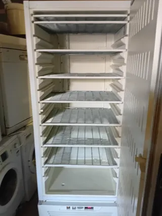 Congelador vertical blanco