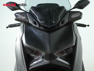 YAMAHA X-MAX 125