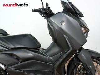 YAMAHA X-MAX 125