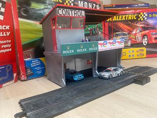 Scalextric: Torre Control y Boxes