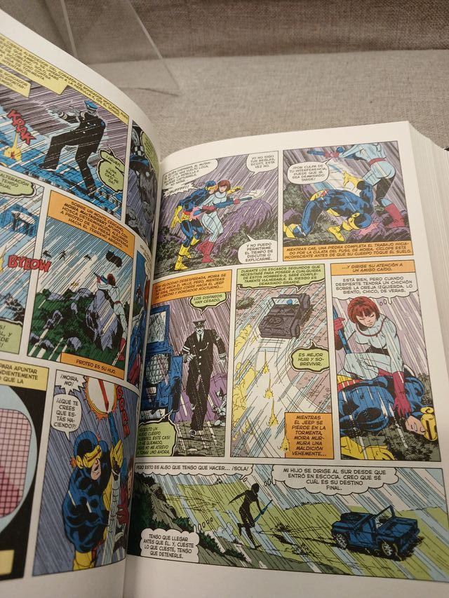 La Imposible Patrulla-X 02: Dias del Fut