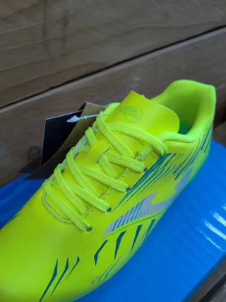 Botas de fútbol niño Talla 31