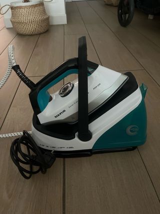 Centro Planchado Taurus PTCP 2200